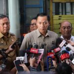 BAZNAS RI Beri Santunan Bagi 15 Keluarga Korban Meninggal Kecelakaan Kereta di Bekasi