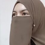Unggahan “Gaya Takbir” Tuai Kecaman, Penyanyi Clareesya Sampaikan Permohonan Maaf